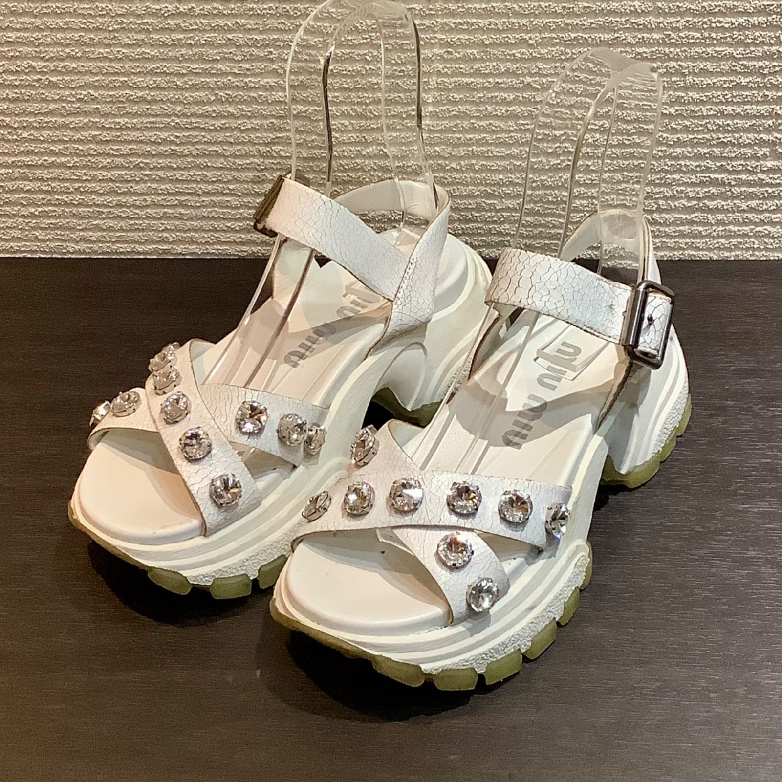 ミュウミュウ MIUMIU 厚底 ラインストーン ビジュー スポーツ サンダル シューズ ボリュームソール 白 ホワイト 36.5 E1007|T27