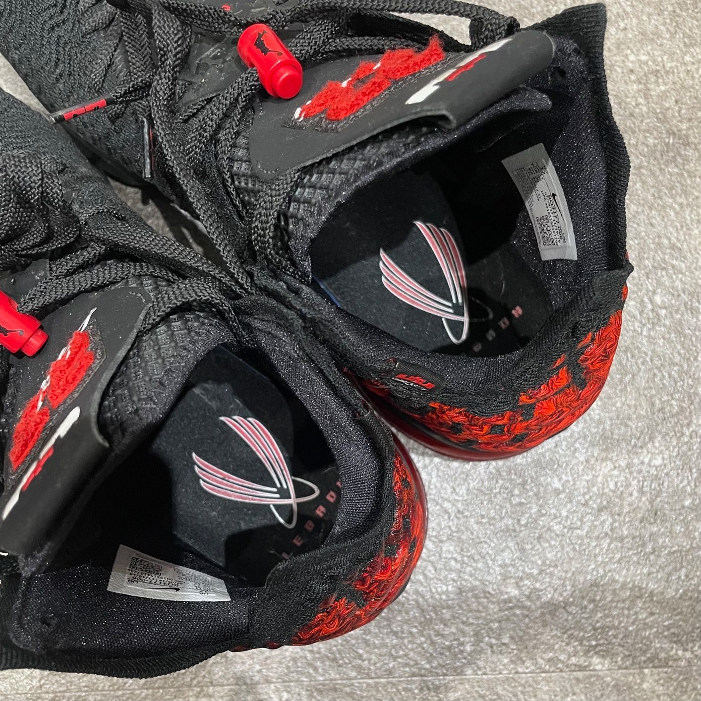 国内正規 NIKE LEBRON 17 