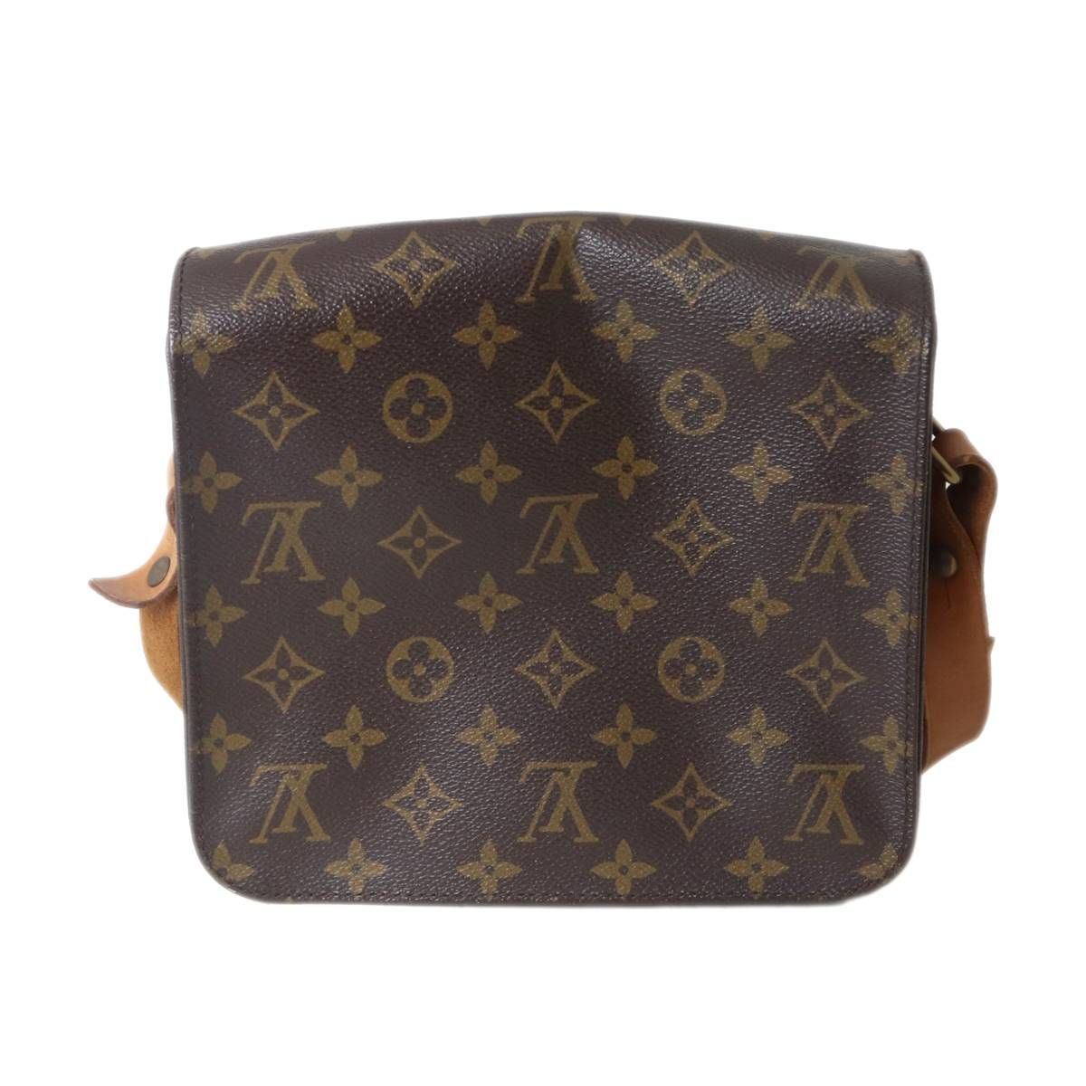 VUITTON |