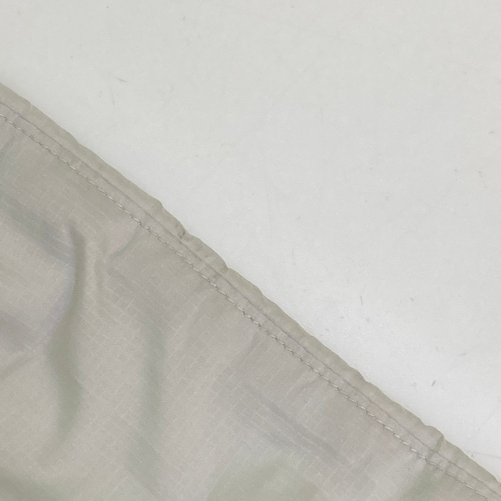 中綿ジップジャケット