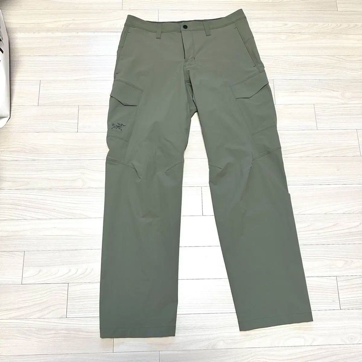 ARC TERYX アークテリクス 城壁 パンツ 32R サイズ