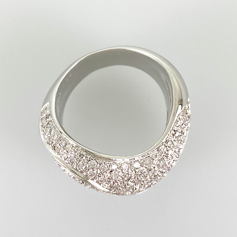 ルクルーゼ フラワーレリーフ オブロング マルミット 31cm コットン