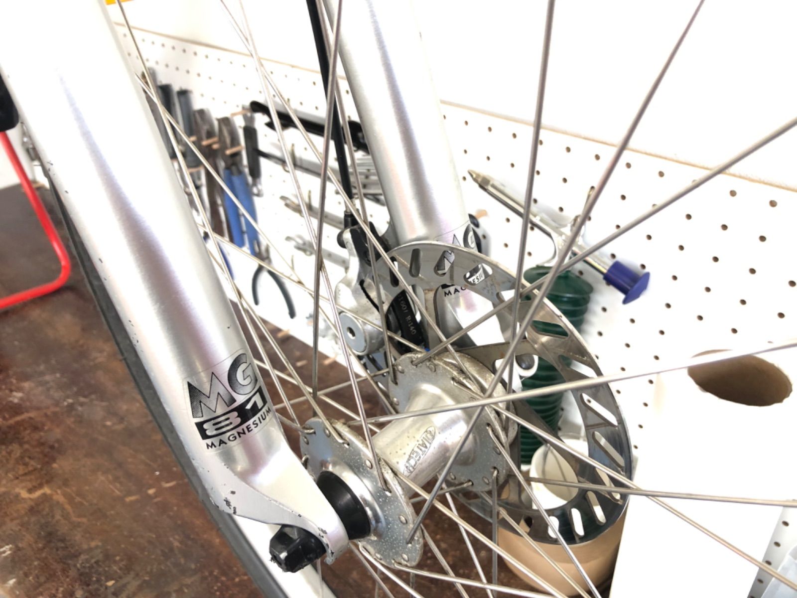 オールドマウンテンバイク プジョーTOMBAT - メルカリ