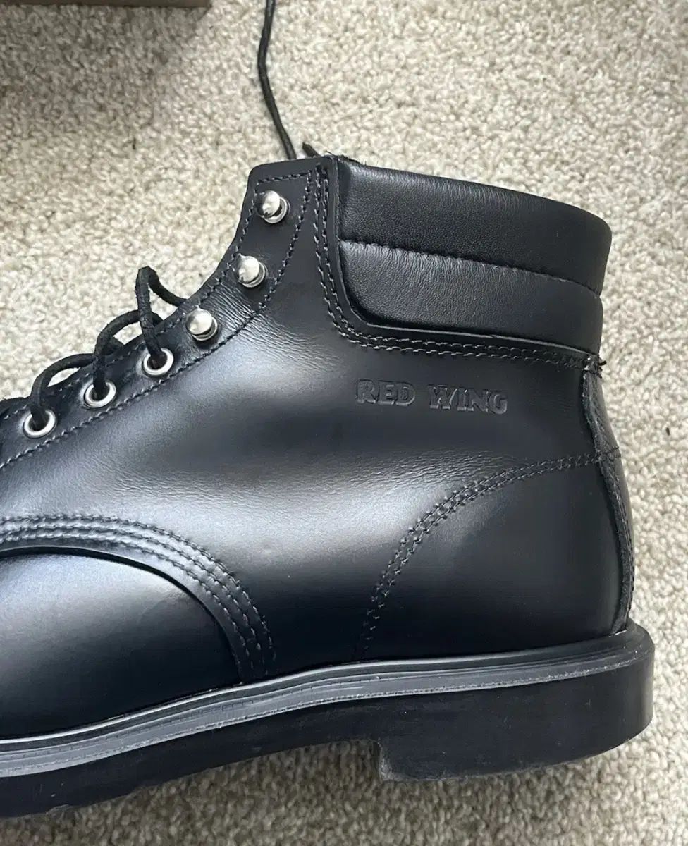 RED WING
