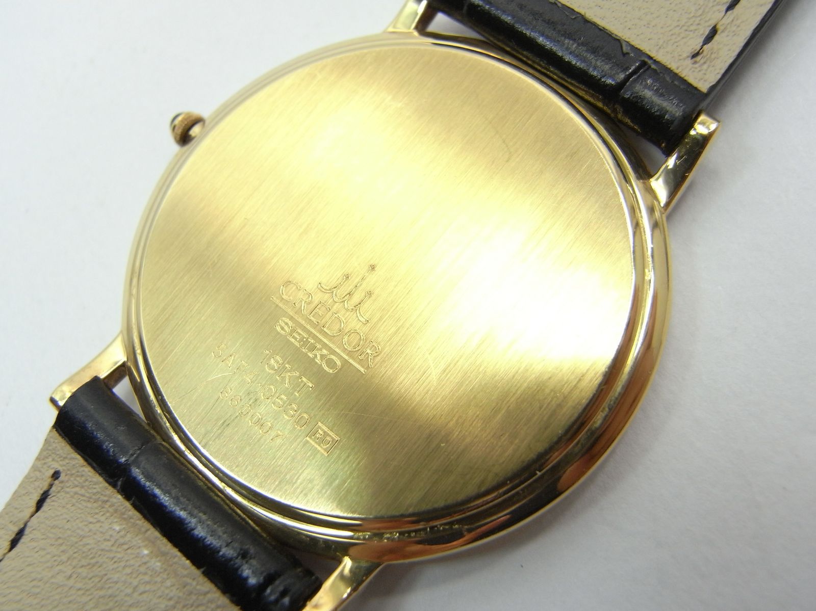美品】SEIKO （ｾｲｺｰ） ｸﾚﾄﾞｰﾙ K18ｲｴﾛｰｺﾞｰﾙﾄﾞ 5A74-0530 ｱﾗﾋﾞｱ数字白
