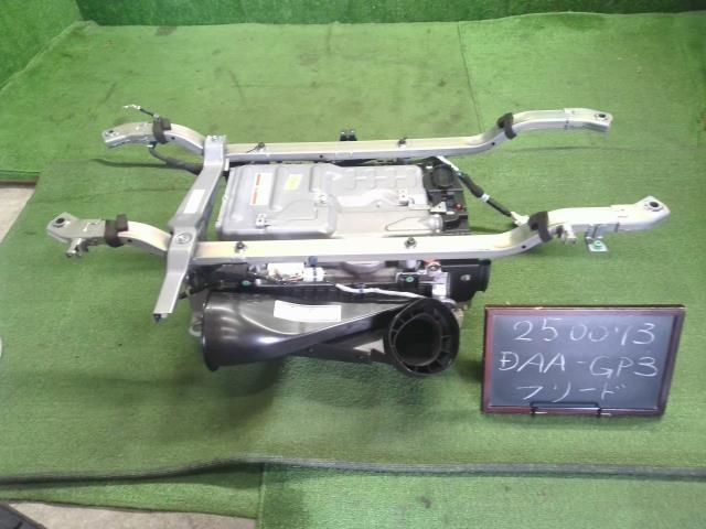 個人宅不可 離島不可 フリード DAA-GP3 HV ハイブリッドバッテリー KEIHIN 1D010-RE0-J01 自社品番250073