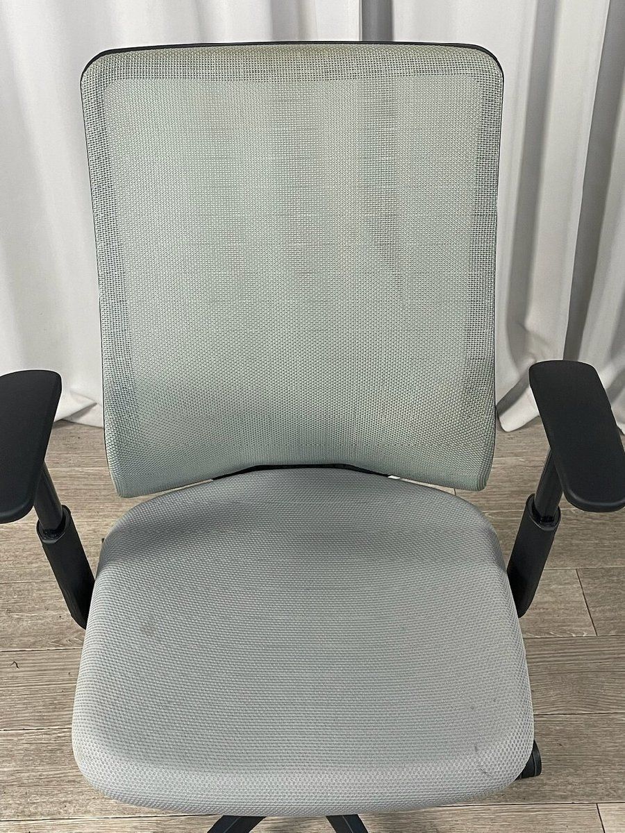 GS84 オカムラ Fluent フルーエント デスク チェア オフィス okamura 岡村 神奈川県秦野市 A3