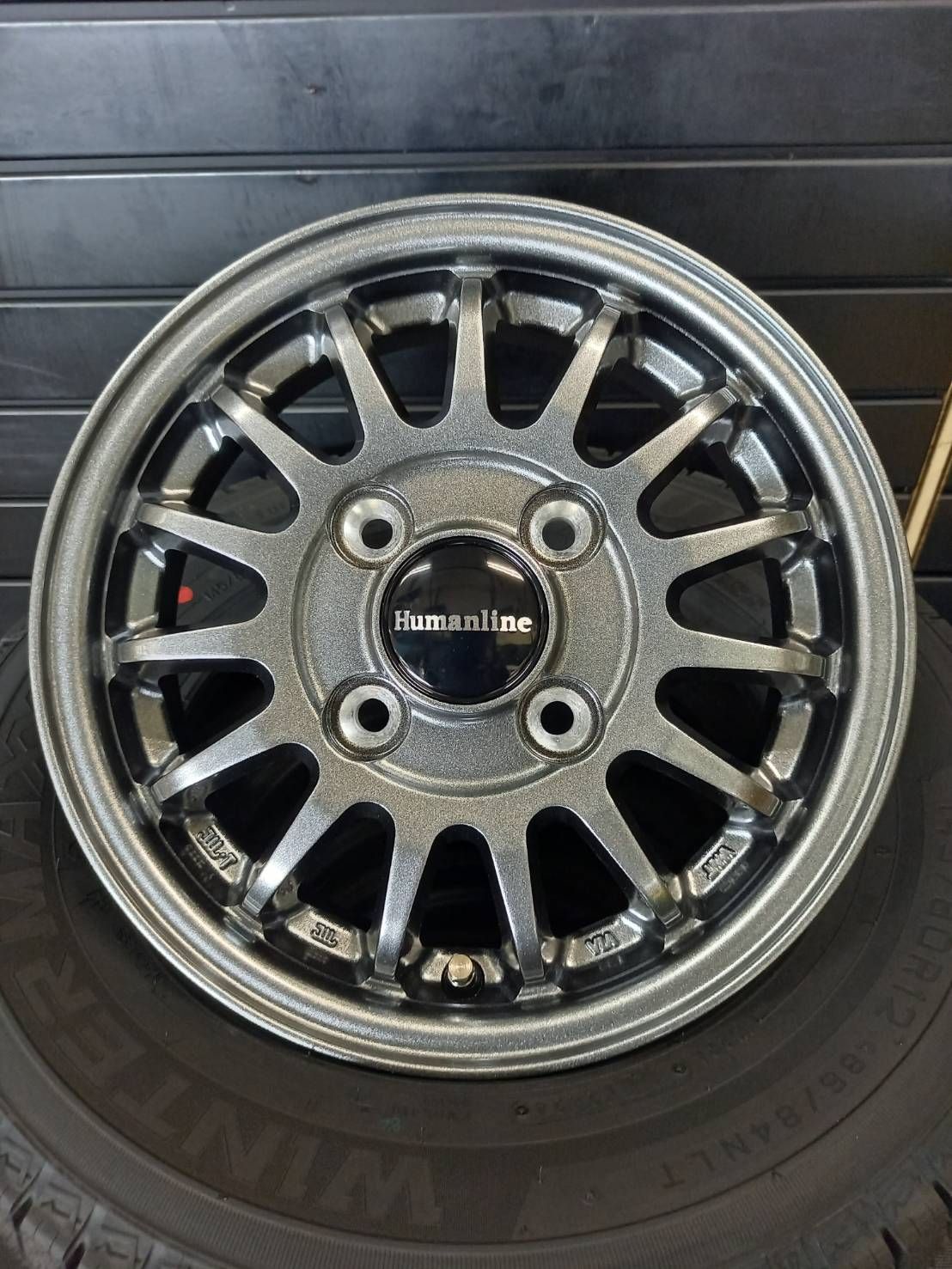 製 ダンロップ WINTER MAXX LV01 145 80R12 86 84 HF-15 スタッドレスタイヤ アルミホイール 4本SET 145R12 8PR 相当