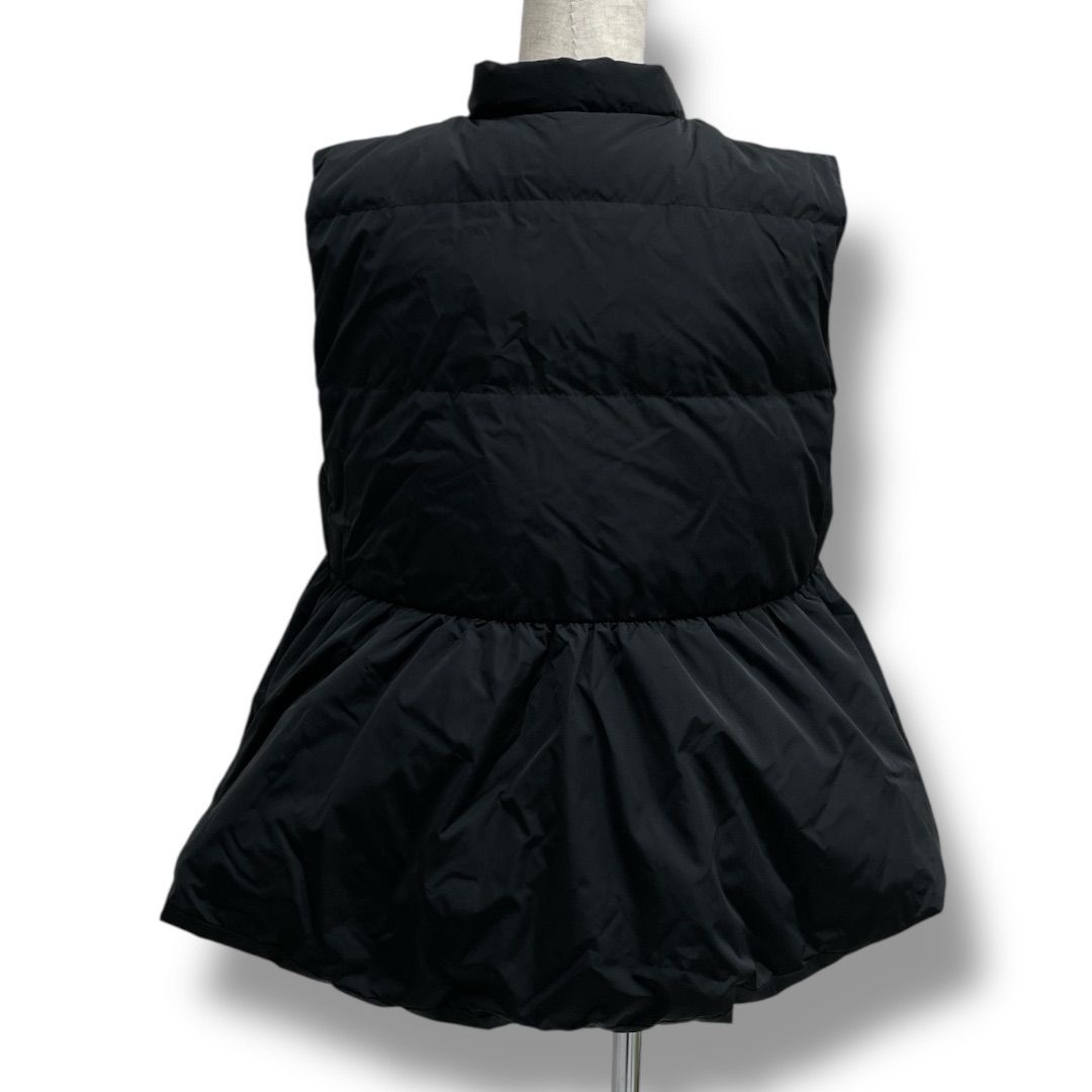 美品 PaDD エストネーション ブラック ペプラムダウンベスト S PaDD（パッド）の「PaDD / ペプラムダウンベスト（ダウンベスト）」 - WEAR