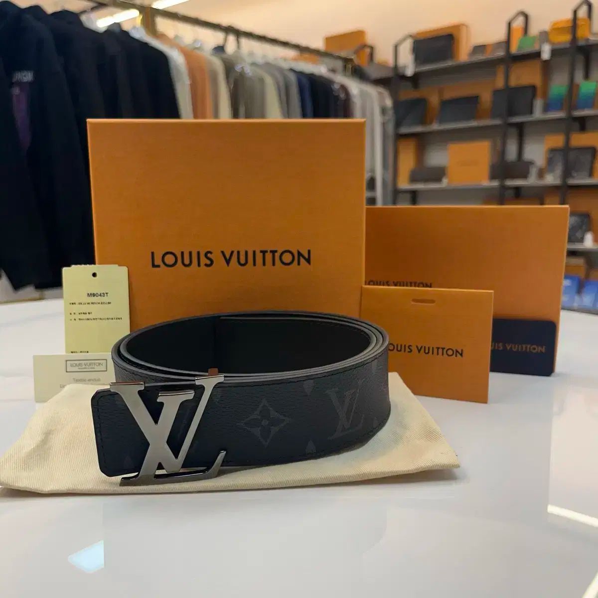 Louis Vuitton ルイヴィトン エクリプス ベルト