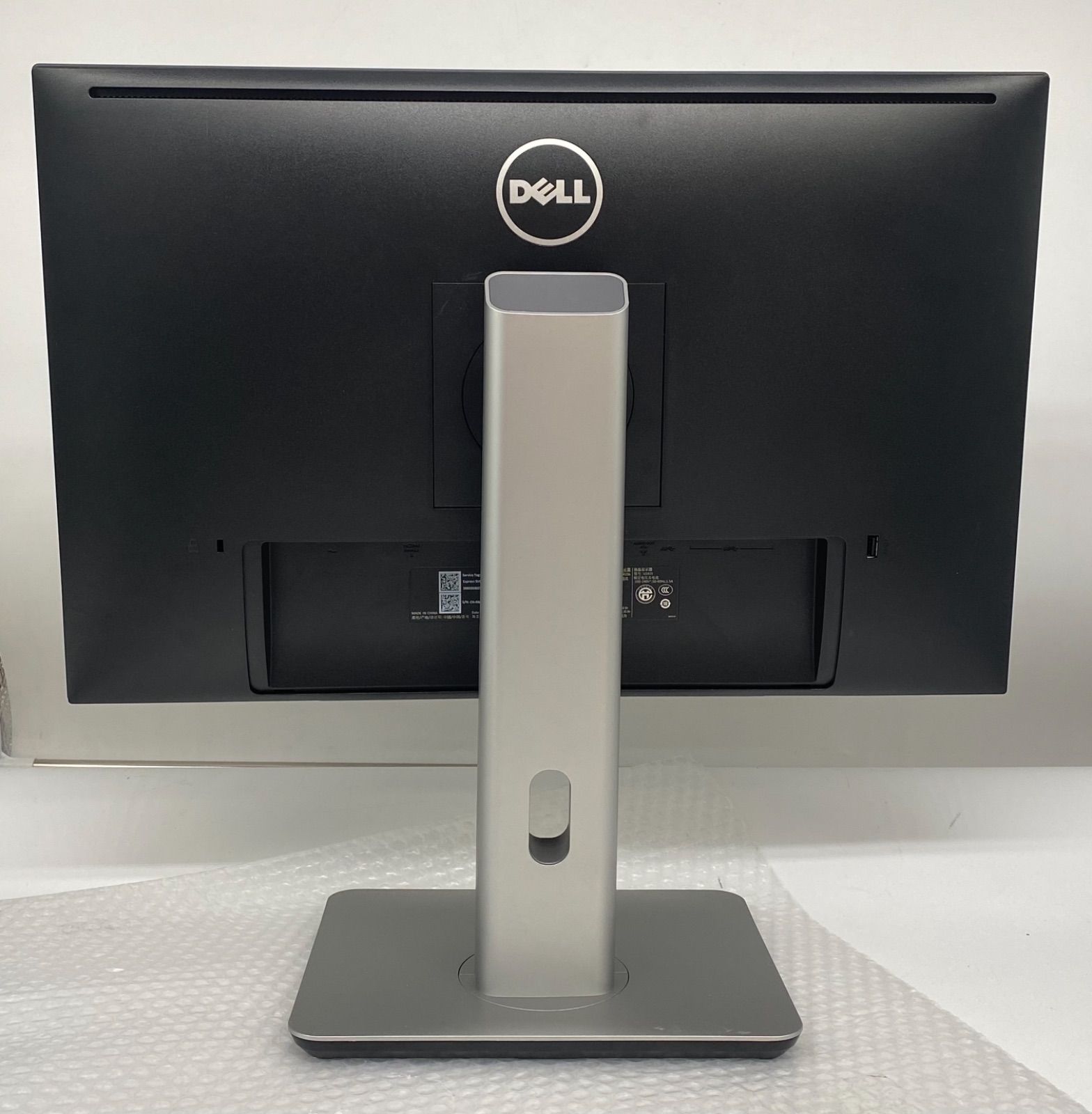 Dell モニター 24インチ U2415 (広視野角/フレームス/WUXGA/IPS非光沢/フリッカーフリー/DP,mDP,HDMIx2/高さ調整/回転)【付属品：電源ケーブル・DPケーブル】中古-502  - メルカリ