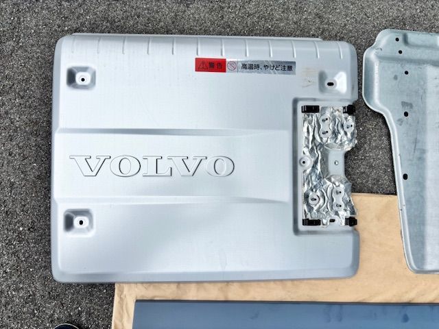 ボルボ マフラーカバー サイドガード