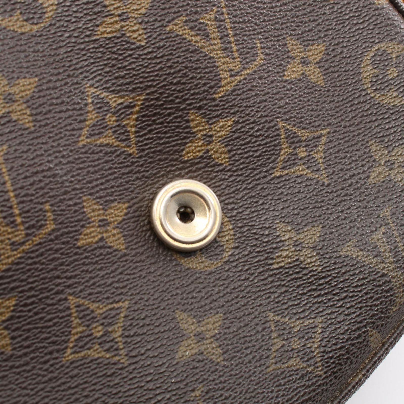 VUITTON ショルダーバッグ
