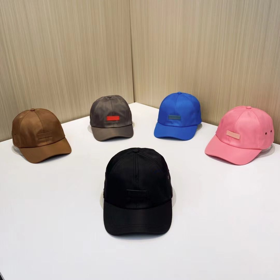 Supreme帽子です
