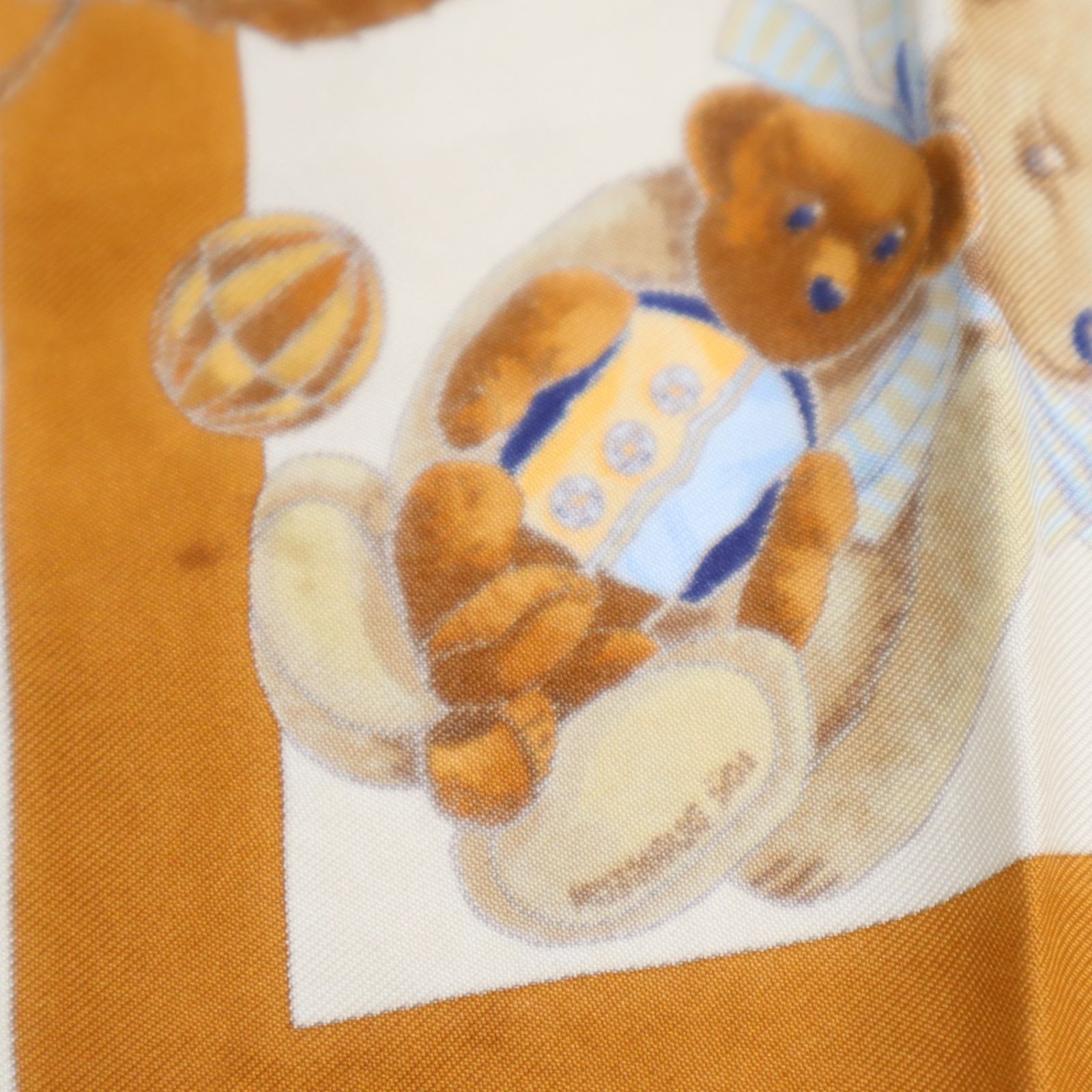 HERMES エルメス カレ42 スカーフ CONFIDENTS DESCOEURS 心の友