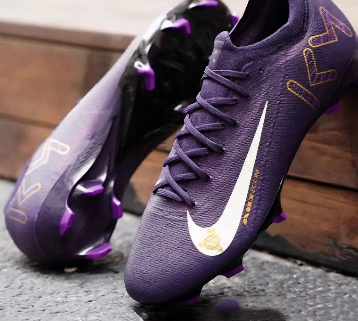 NIKE ナイキ サッカーシューズ ズーム マーキュリアル ヴェイパー 16 プロ KM FG