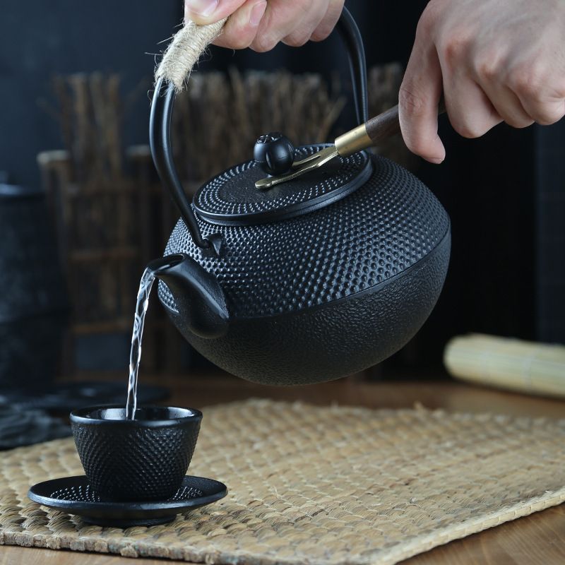 （訳ありセール 格安） 鋳鉄製鉄瓶 提梁鉄瓶 手作り 南部鉄瓶お茶の道具 やかんを沸かす 鉄瓶