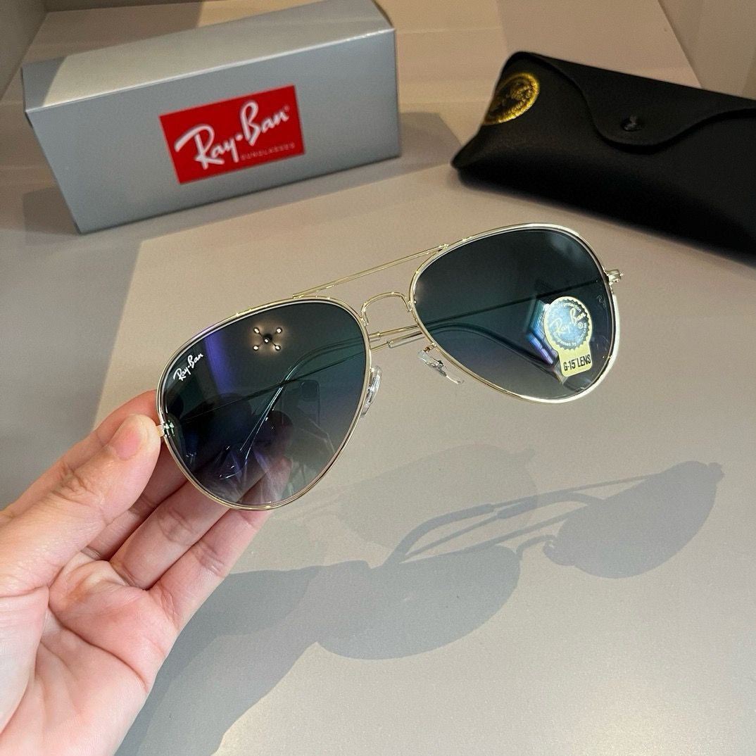 Ray Ban レイバン　RB3025 アビエーター　ティアドロップ