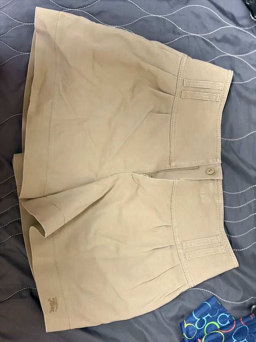 バーバリー ロンドン ベージュ コットン パンツ