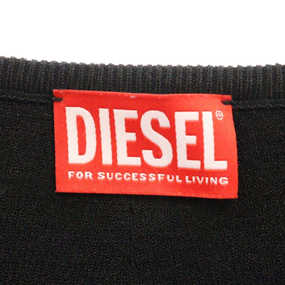 高質 DIESEL (ディーゼル) ネック ラウンド Dロゴ KNITS NECK ROUND ニット+セーター