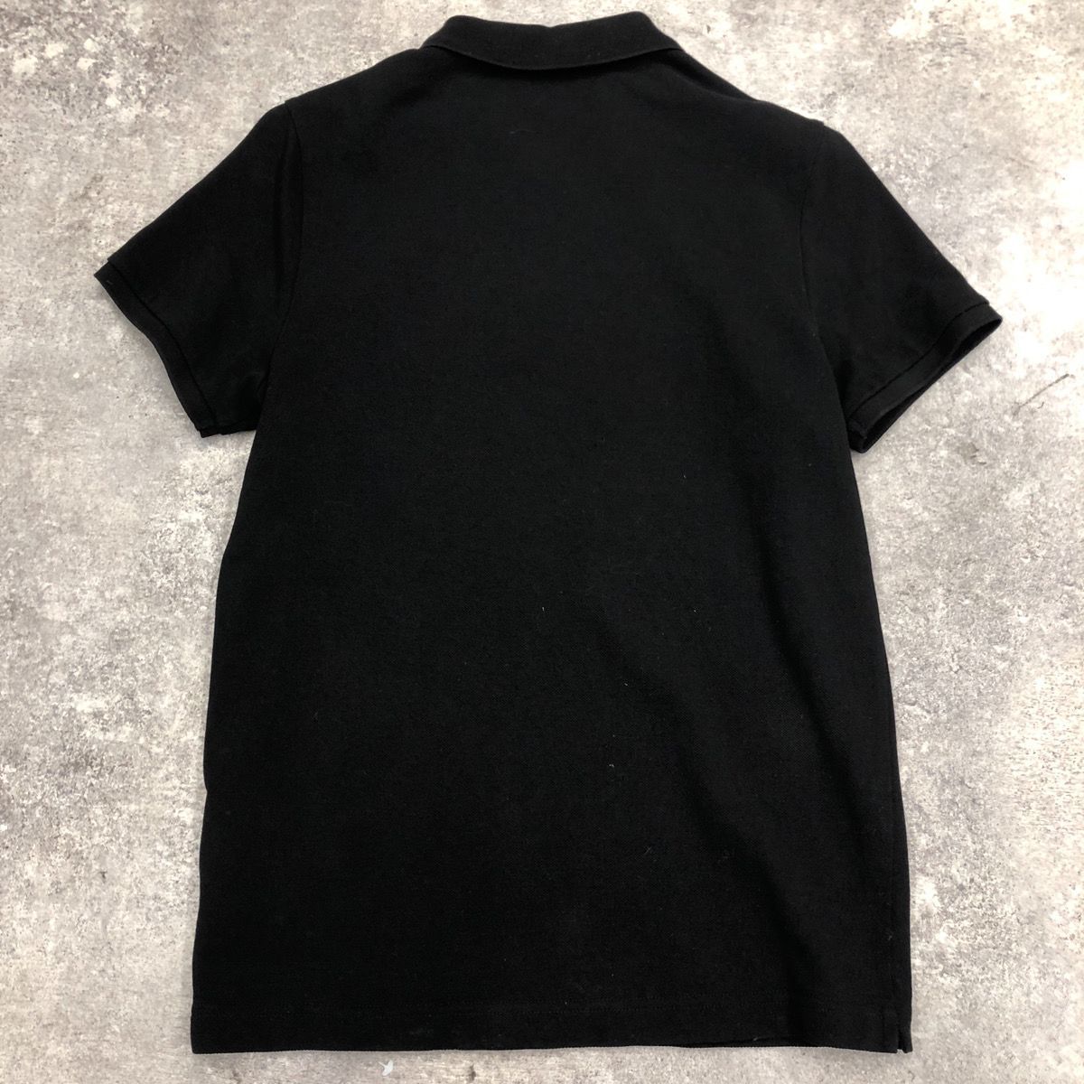 か12★ 値下げMONCLER 半袖 ポロシャツ ジップネック 袖ワッペン MONCLER - サイズS□モンクレール□新品本物□ロゴワッペン付き