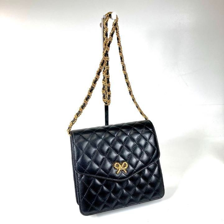 【美品】キミジマ ショルダーバッグ キルティング チェーン ゴールド金具 自立 美品】キミジマ ショルダーバッグ キルティング チェーン