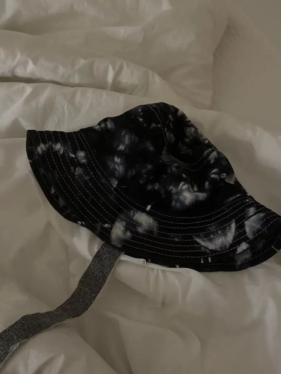 わ*ば様 PEACEMINUSONE バケットハット G-DRAGON】 Ubermensch Bucket Hat Black (peaceminusone/ハット