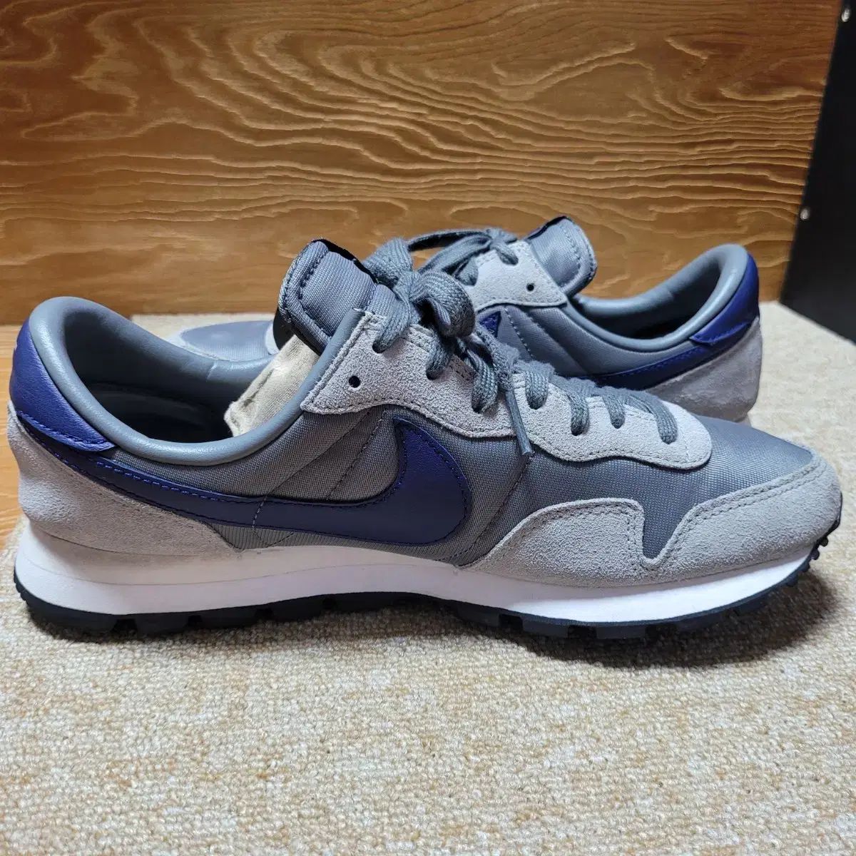 Nike Air Pegasus 83 