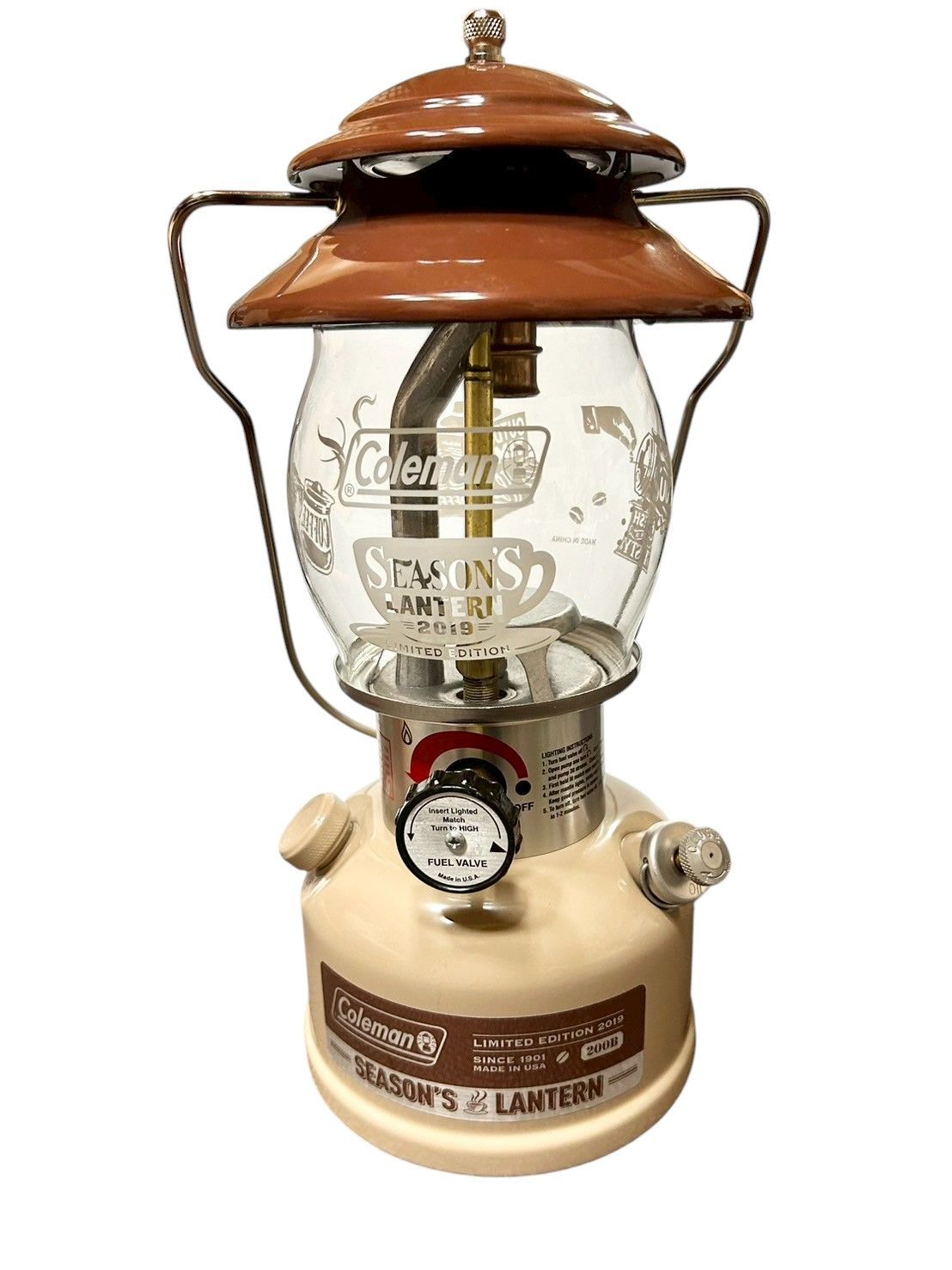 Coleman コールマン シーズンズランタン 2019 コーヒーショップ - メルカリ Coleman コールマン シーズンズランタン 2019 コーヒーショップ - メルカリ
