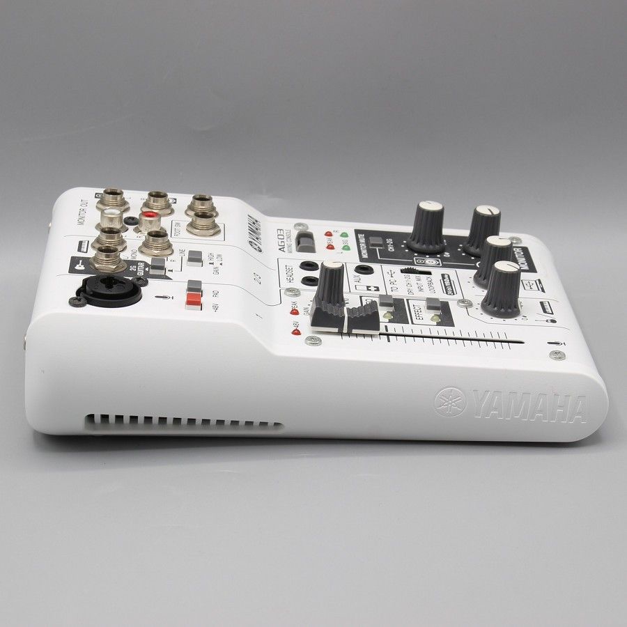 美品】ヤマハ ウェブキャスティングミキサー AG03 3チャンネル