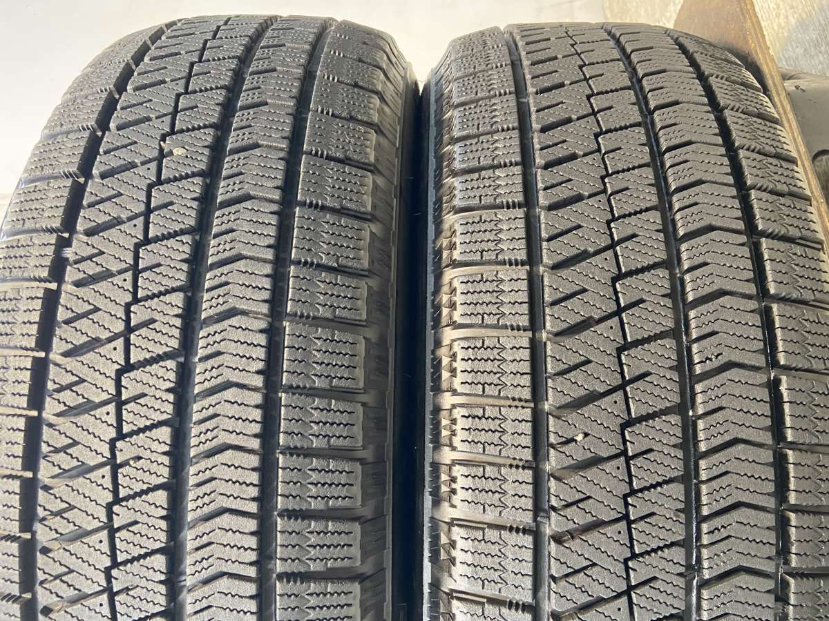 225/60R17 ブリヂストン ブリザック VRX2 中古タイヤ スタッドレス