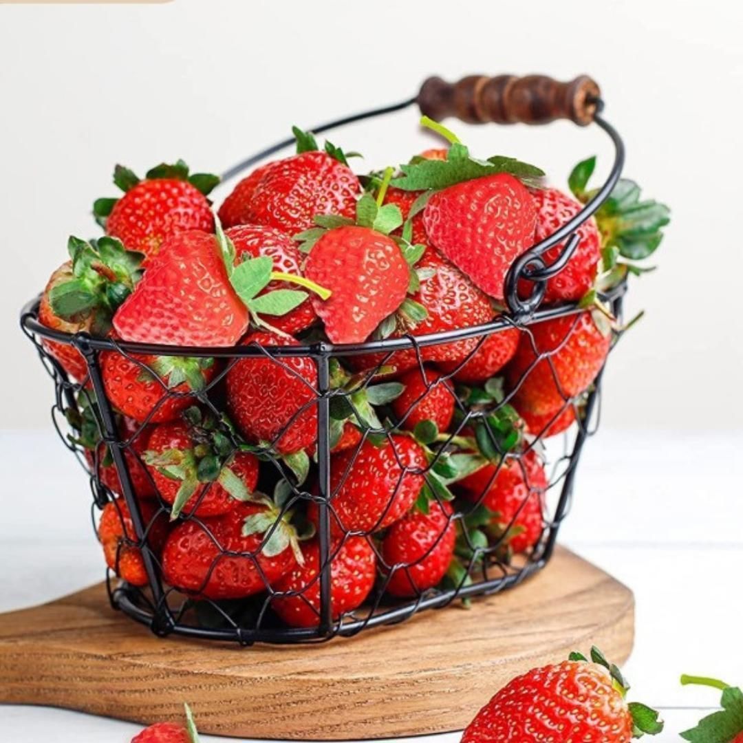 果物のオブジェ(苺)