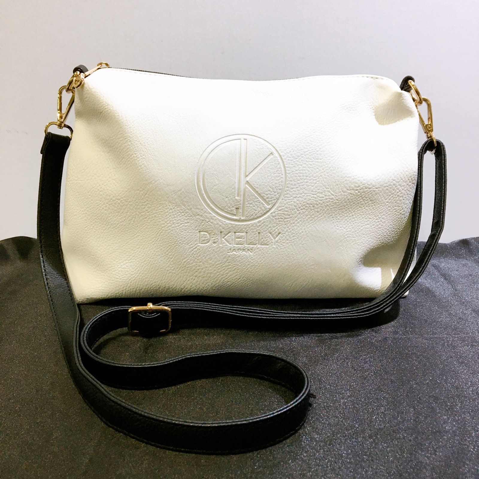 D.KELLY レディース ショルダーバッグ（美品】D.KELLY ショルダー  