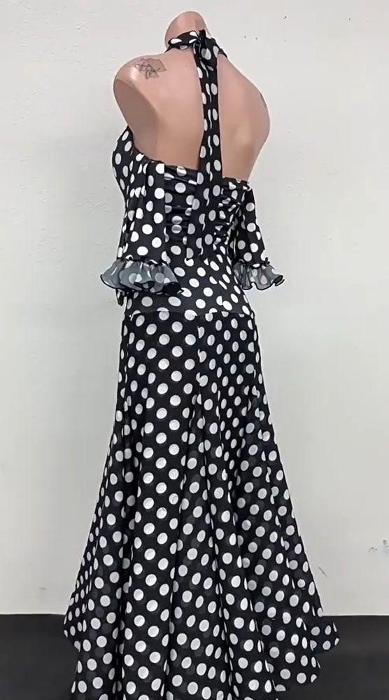 新品 社交ダンス衣装 パーティードレス レッスン着 高級仕様 ドット 水玉 M 新品 社交ダンス衣装 パーティードレス レッスン着 高級仕様