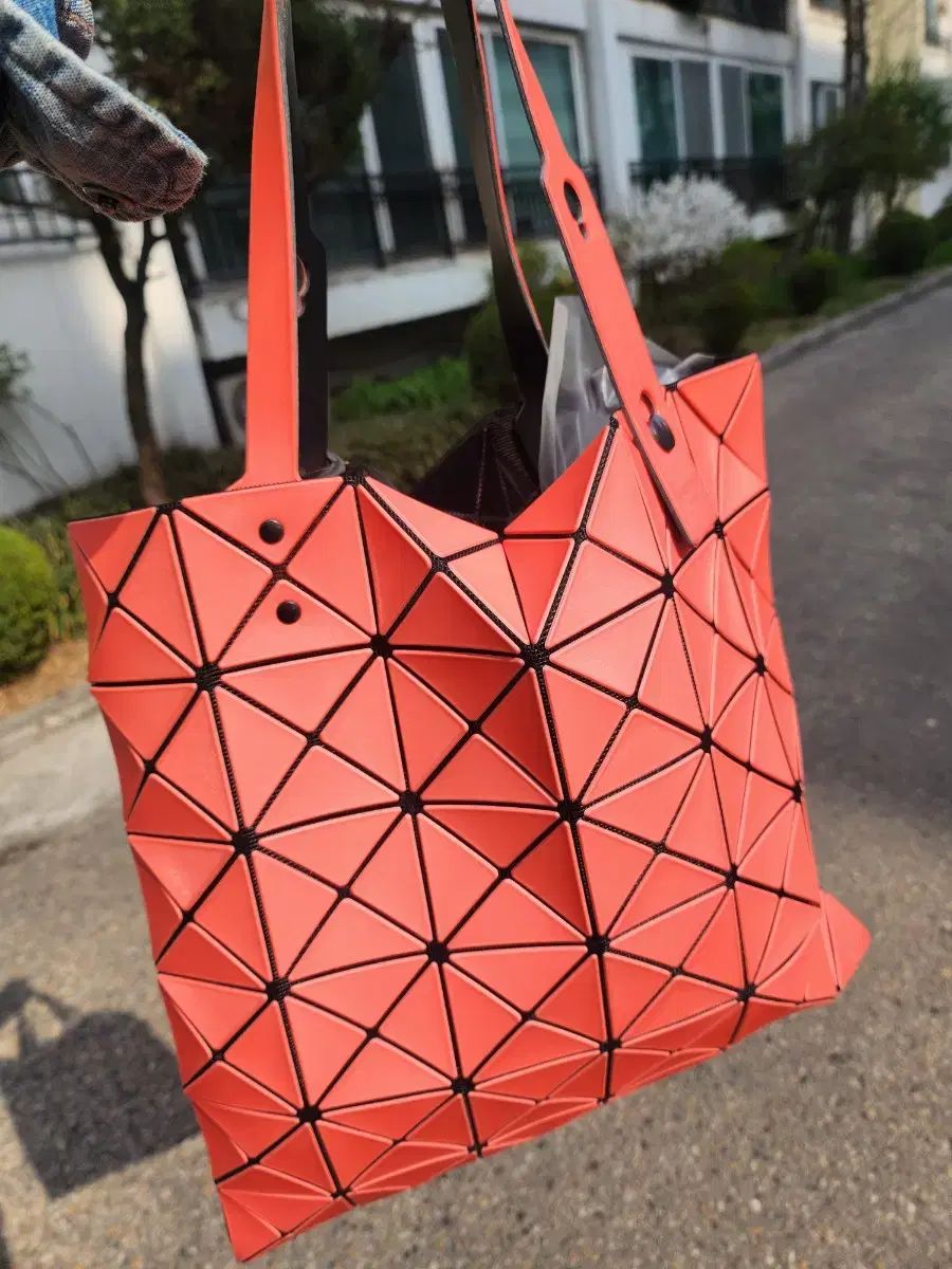 BAO BAO ISSEY MIYAKE バオバオイッセイミヤケ ルーセント マット トートバッグ ショルダー