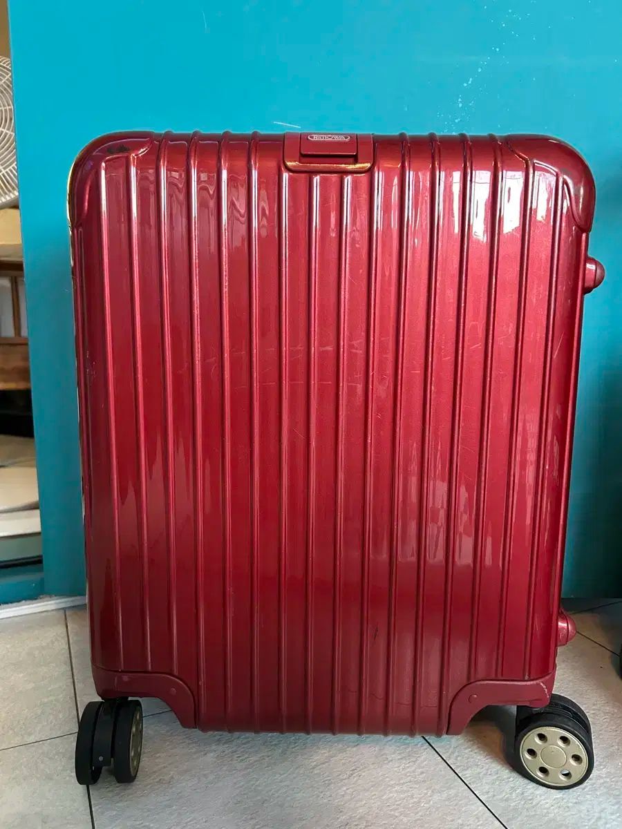 RIMOWA リモワ サルサ デラックス キャリーケース スーツケース キャビンサイズ -オリエント 赤 色 カラー