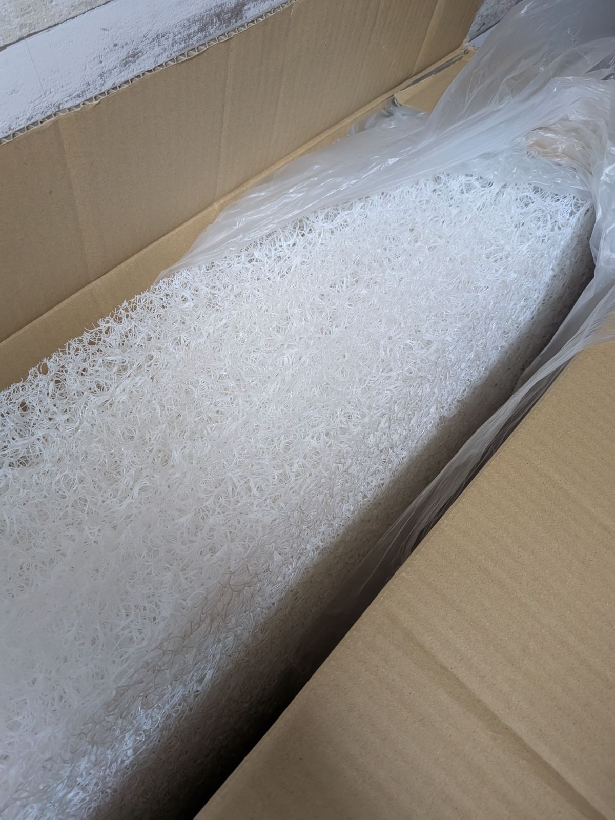 贅沢な厚みと弾力性で 格別の寝心地 通気性抜群 ブレスエアーレガリス NEXPOTALLINN_EU