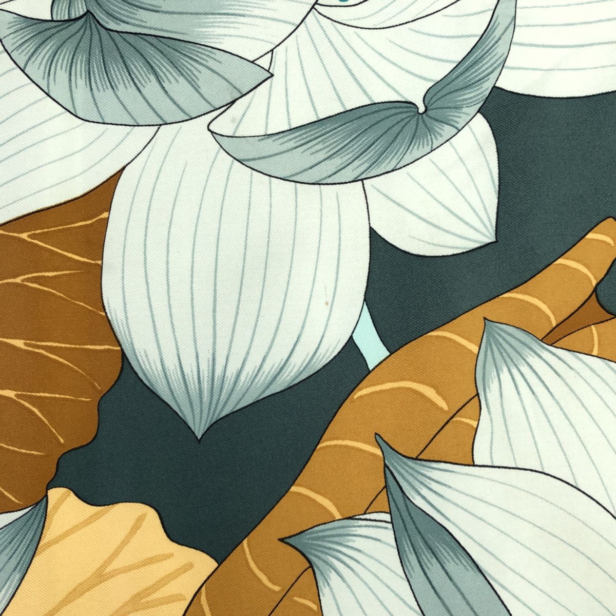 HERMES エルメス カレ90 FLEURS DE LOTUS 蓮の花 シルク スカーフ