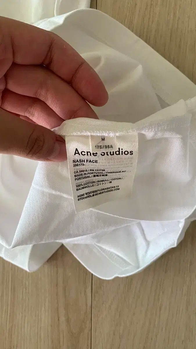 みー Acne Studios(アクネストゥディオズ) 半袖 Tシャツ 出品