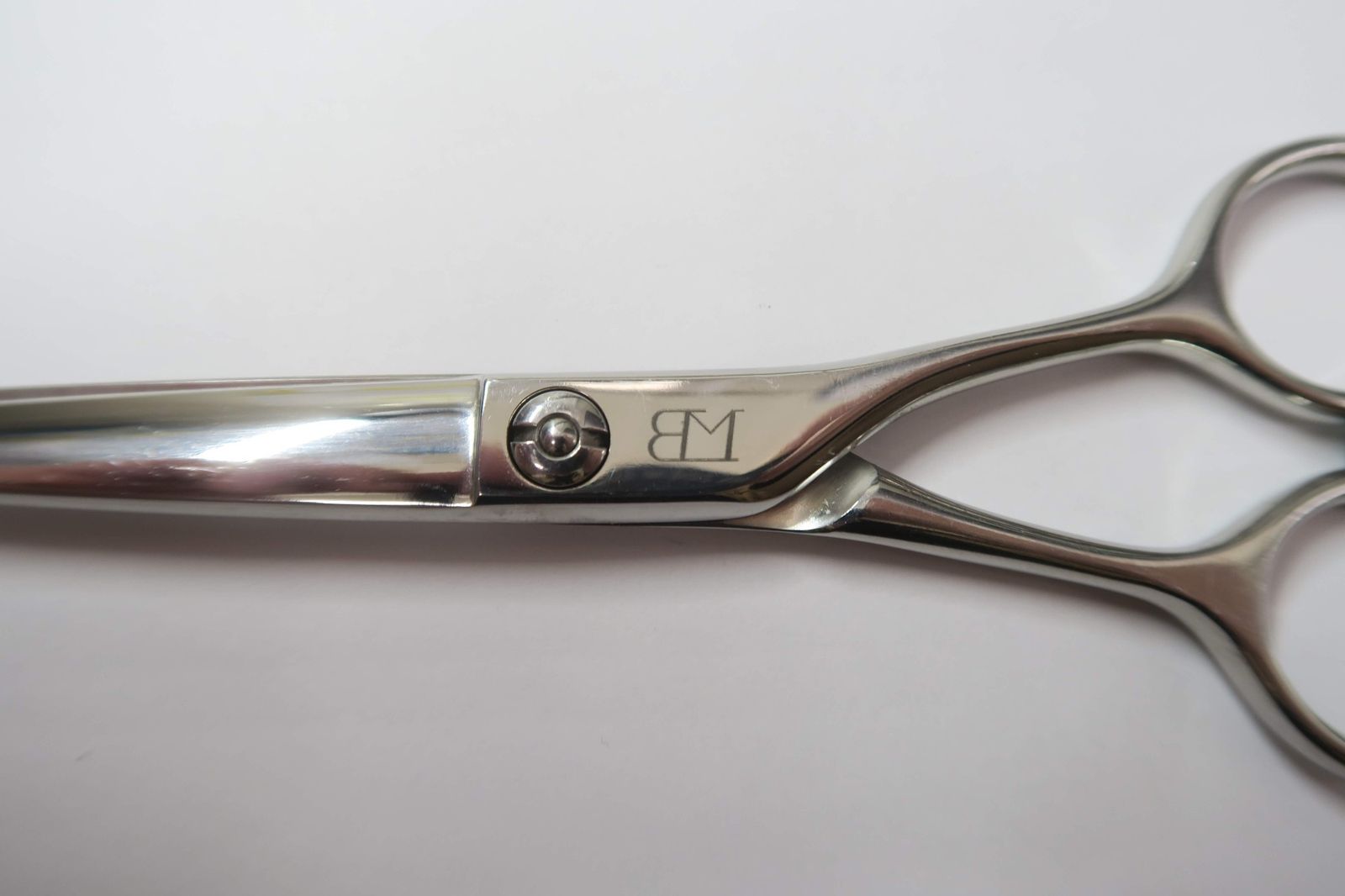 Bランク BM SL 60 シザー 美容師 理容師 6 0インチ 右利き H 7724 ダメージケアシャンプー ヘアケア通販