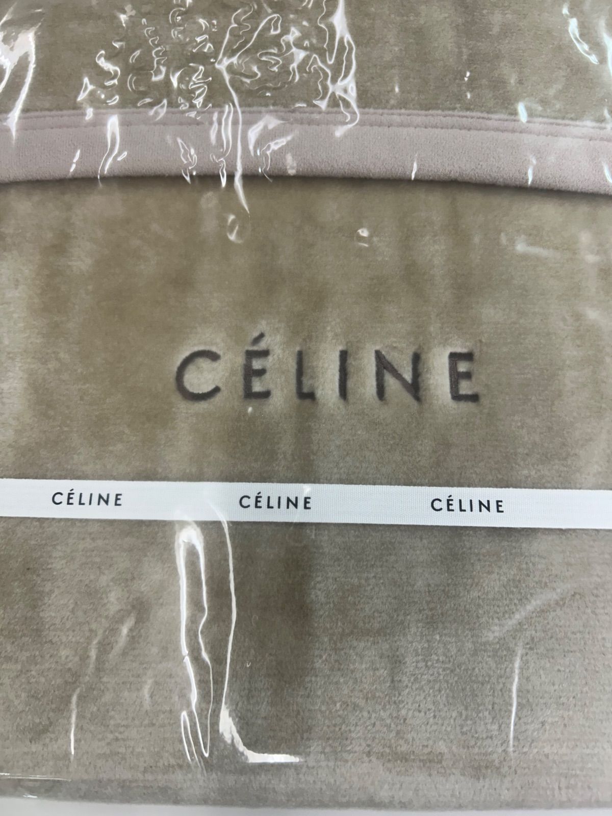 【新品】セリーヌ　アクリルニューマイヤー毛布 140cm×200cm 未使用タグ付き CELINE セリーヌ アクリルニューマイヤー毛布