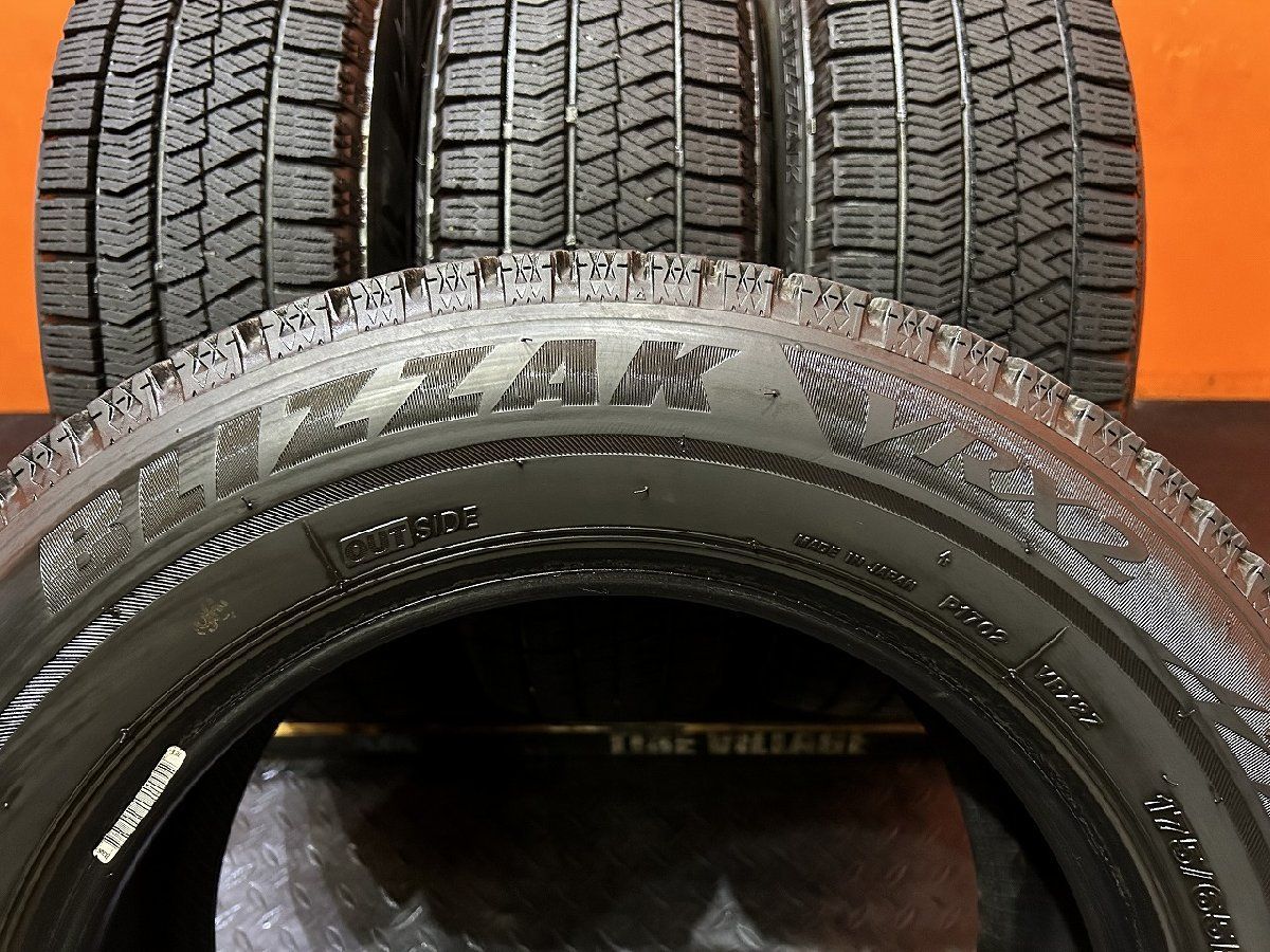 BRIDGESTONE BLIZZAK VRX2 165/70R14 14インチ スタッドレス 4本
