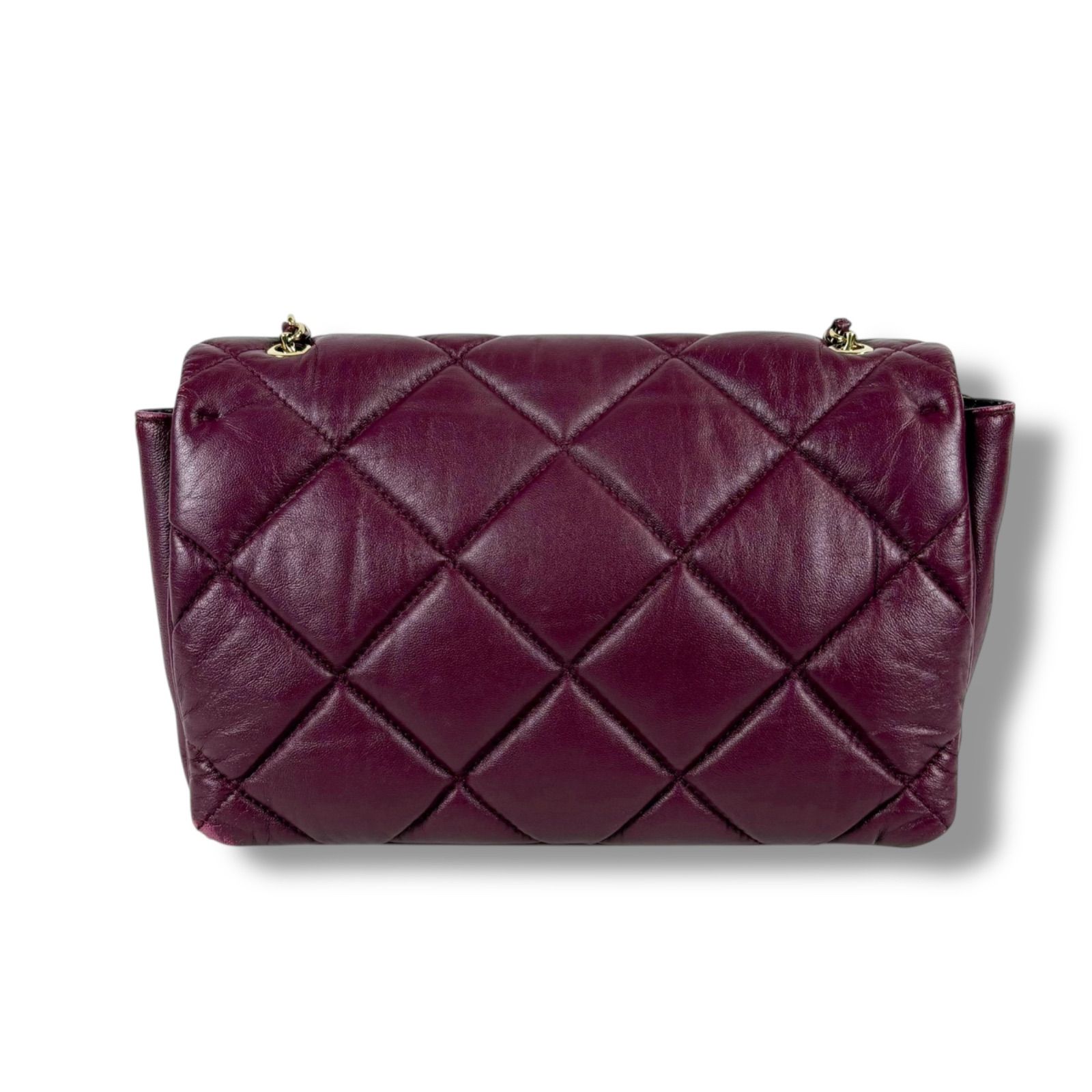 サルヴァトーレフェラガモ Salvatore Ferragamo チェーンショルダー