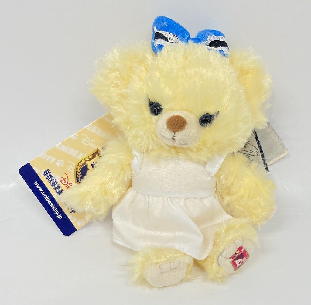 新品タグ付き♡まとめ売り ユニベア バッジ付きキーチェーン アリス