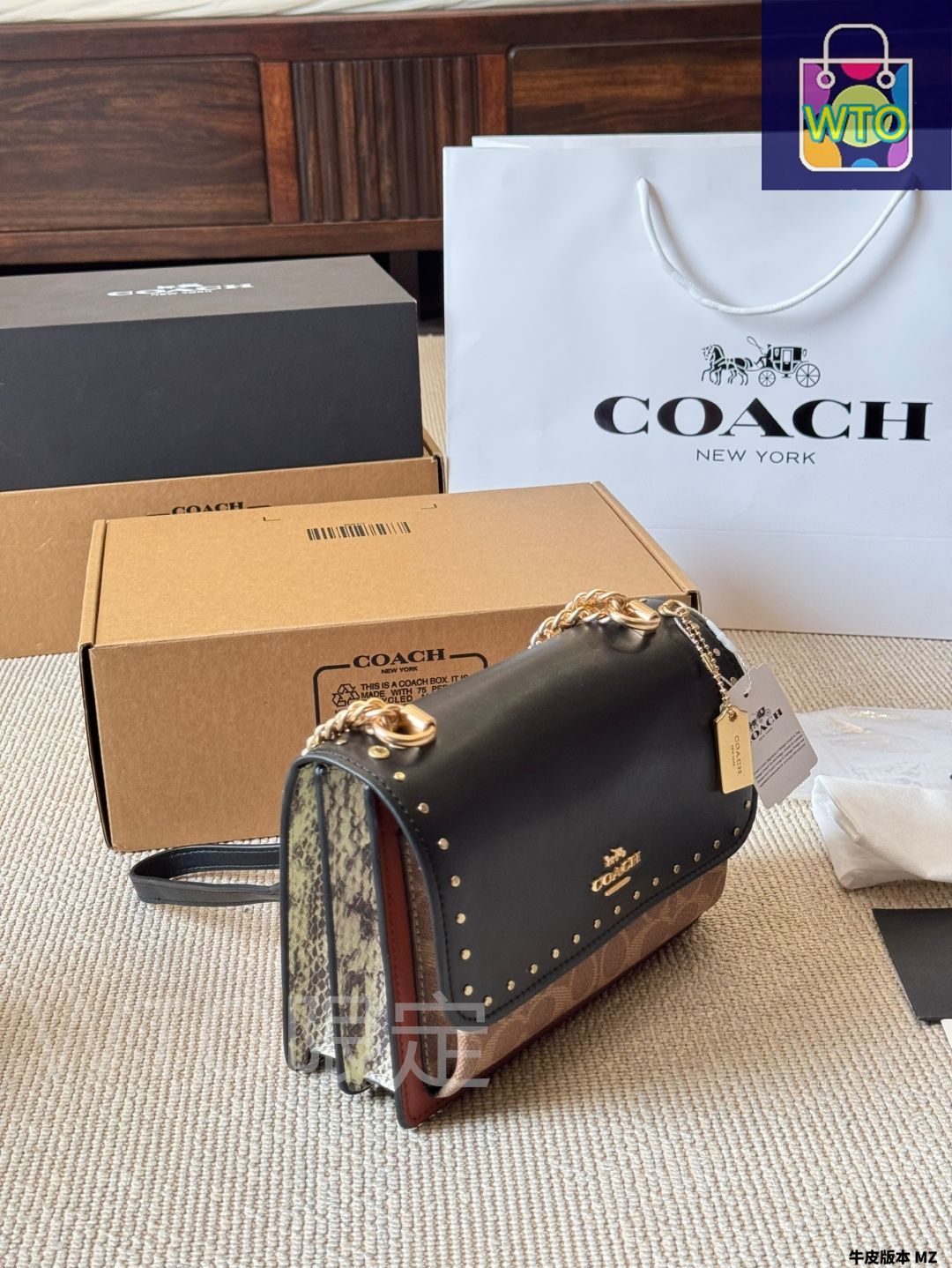 今日特価】Coach コーチ クレアフリップクロスボディバッグ