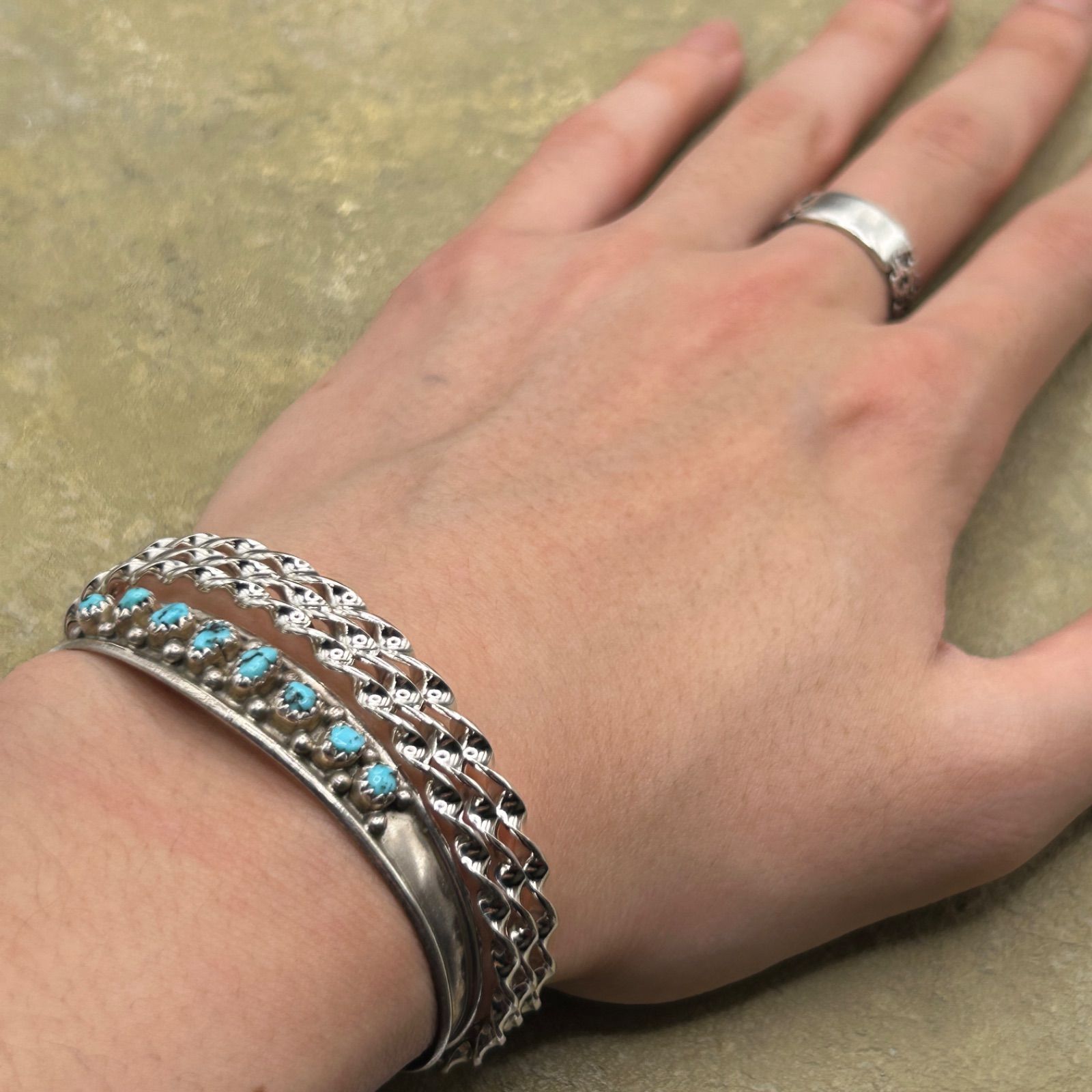 シルバー925 Sterling ツイストデザインバングル/軽研磨仕上げ/アクセ