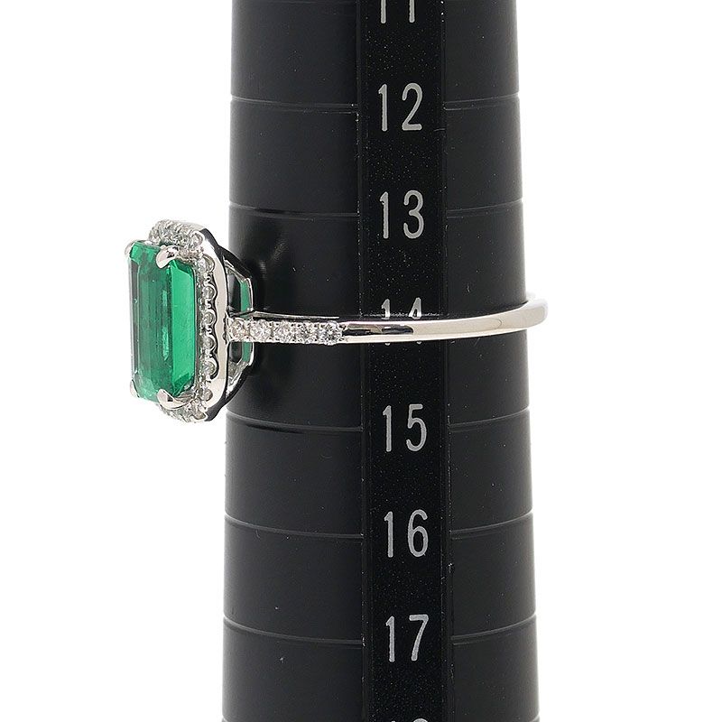 エメラルドダイヤモンドリング 約14号 PT900・E1.40・D0.22ct