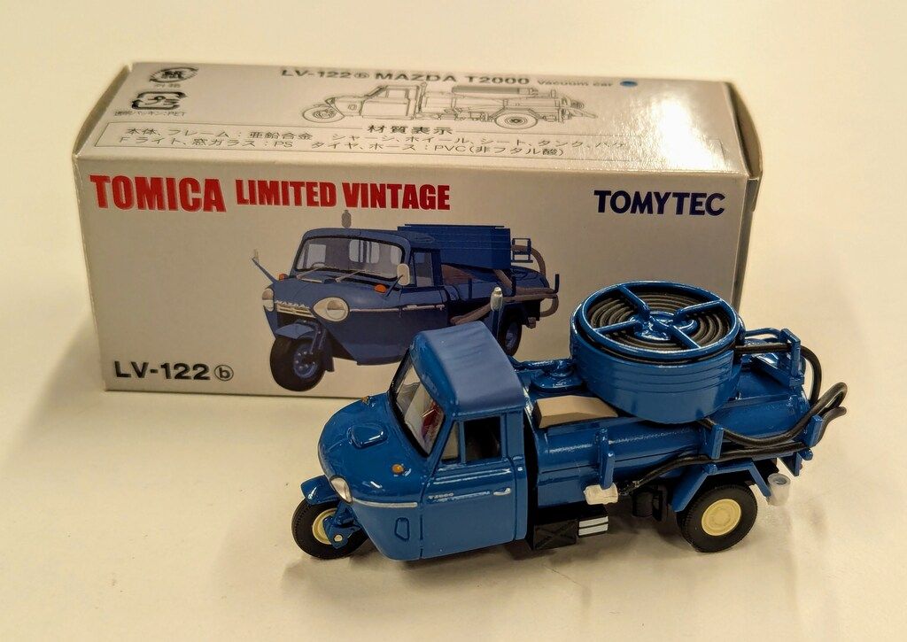 トミーテック TOMICA LIMITED VINTAGE マツダT2000衛生車(青) LV-122b