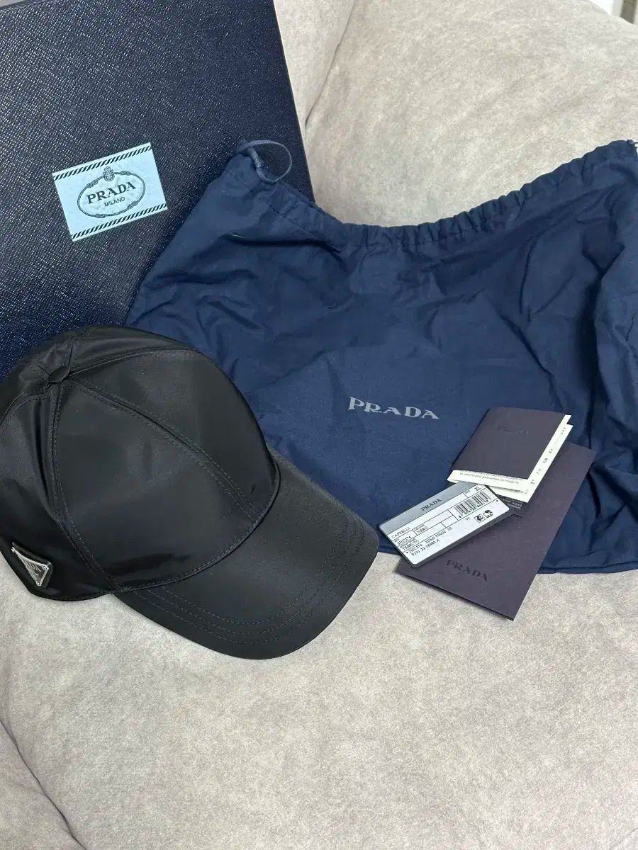 ベースボールキャップ