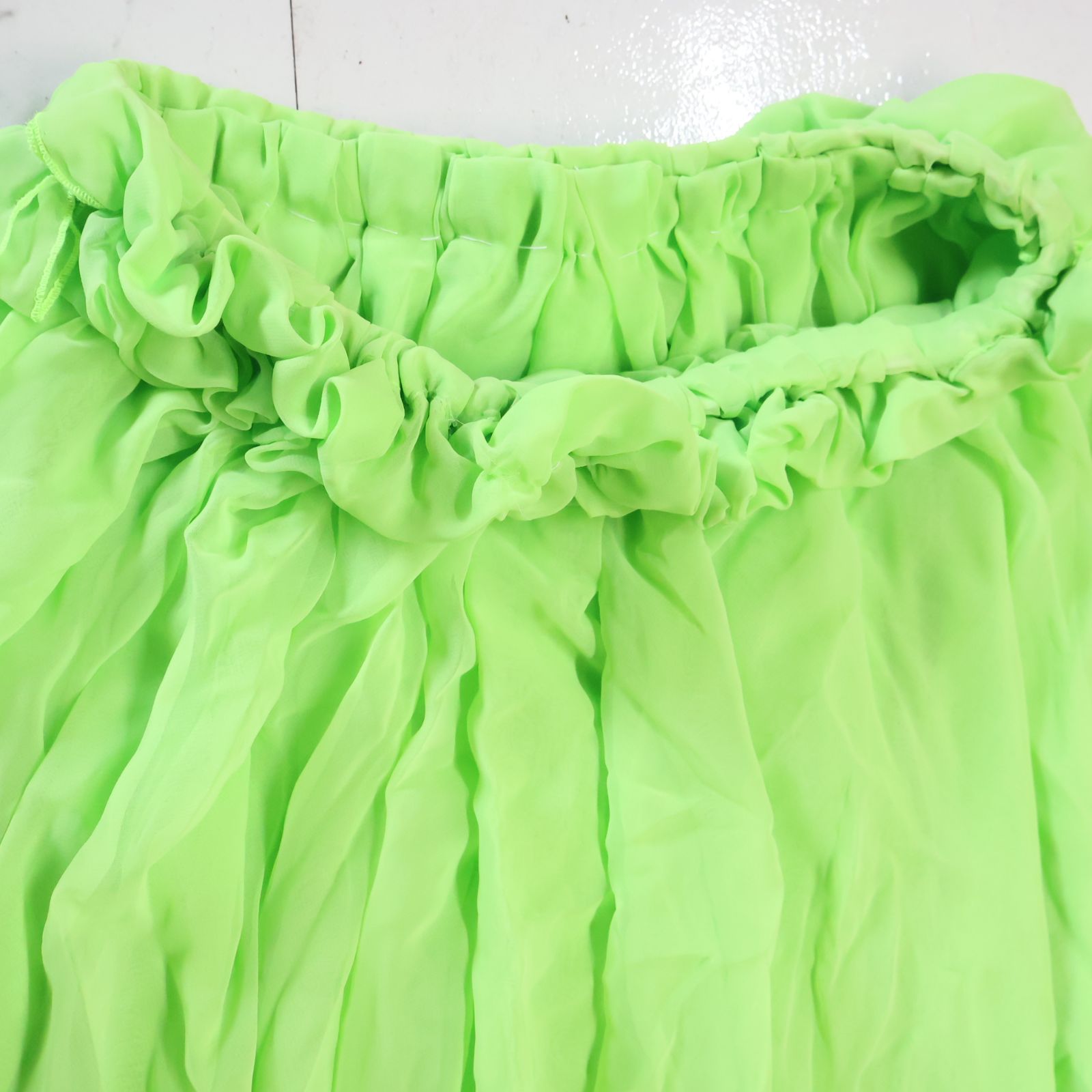 エジプト製 ベリーダンス用オリエンタル衣装】鮮やかな黄緑色 Eman